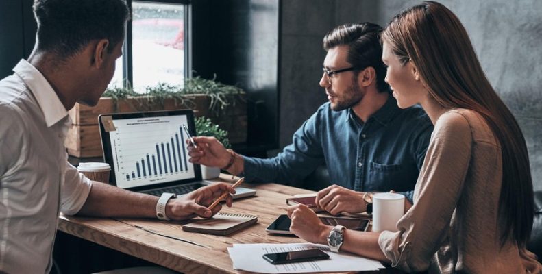 Giới đầu tư chùn tay khi giá dầu thô nhích lên