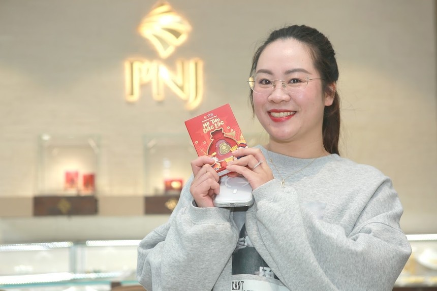 01-3448-6491 PNJ: Cổ phiếu liên tiếp giảm sàn một phần do các công ty chứng khoán giảm tỷ lệ margin